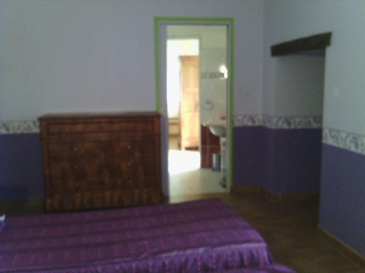 La Roche Bed and Breakfast Saint-Etienne-en-Cogles Exteriör bild