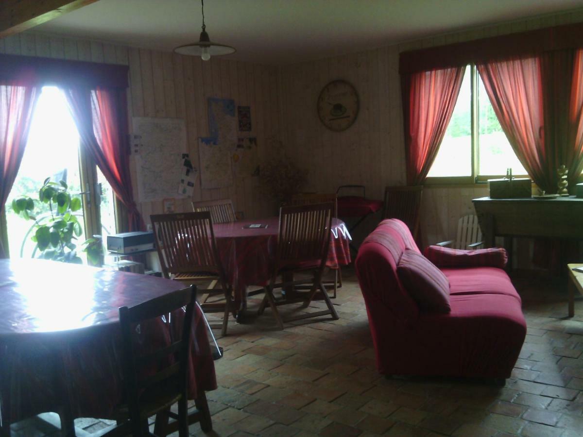 La Roche Bed and Breakfast Saint-Etienne-en-Cogles Exteriör bild