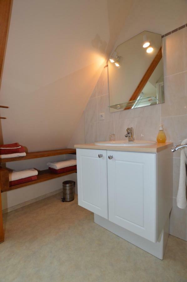 La Roche Bed and Breakfast Saint-Etienne-en-Cogles Exteriör bild